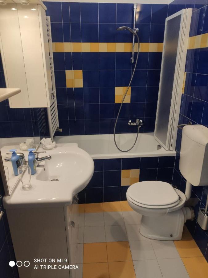 Ferienwohnung Naviglio51Bocconi Mailand Exterior foto